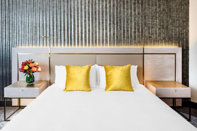 Номер Deluxe с Балконом, Radisson Blu Plaza Hotel Sydney