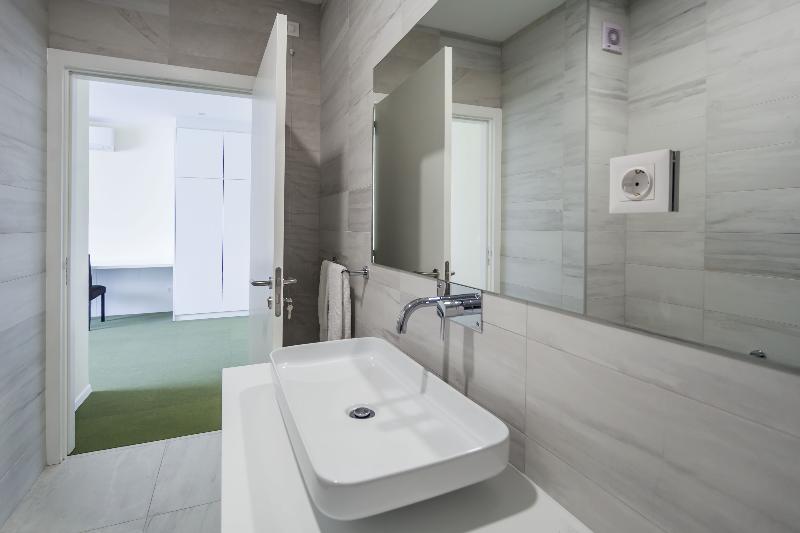 스위트, Sete Cidades