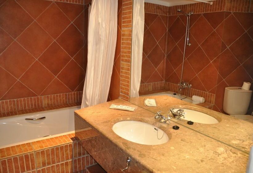 Апартаменты Superior 1 Спальня, Pedras D El Rei