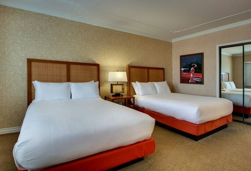 带2个双人床的标准工作室, Tropicana Las Vegas  A Doubletree By Hilton