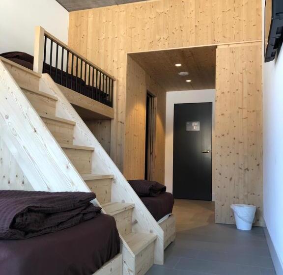 共用房间的床, Catrina Hostel