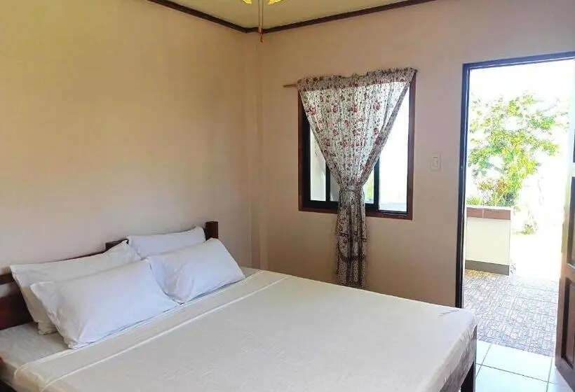 オーシャンビュースタンダードルーム, Ausan Beach Front Cottages