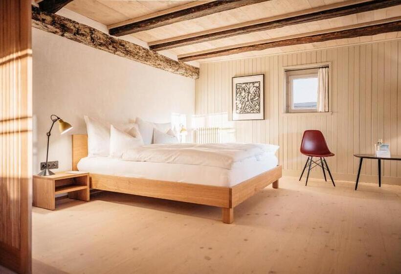 デラックスルーム, Hirschen Stammheim