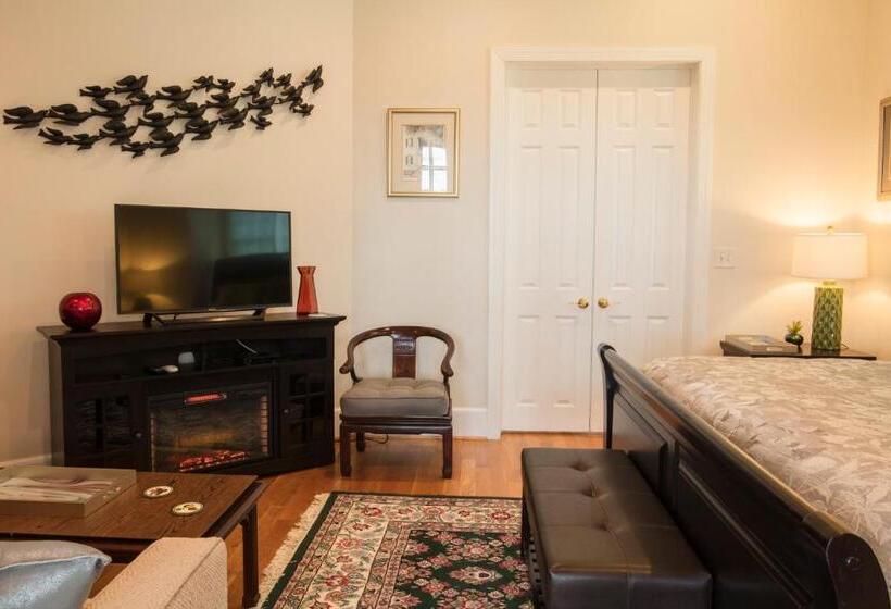 جناح ديلوكس, Loudoun Valley Manor B&b