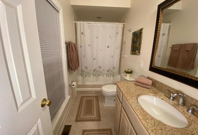 Номер Стандарт, Loudoun Valley Manor B&b