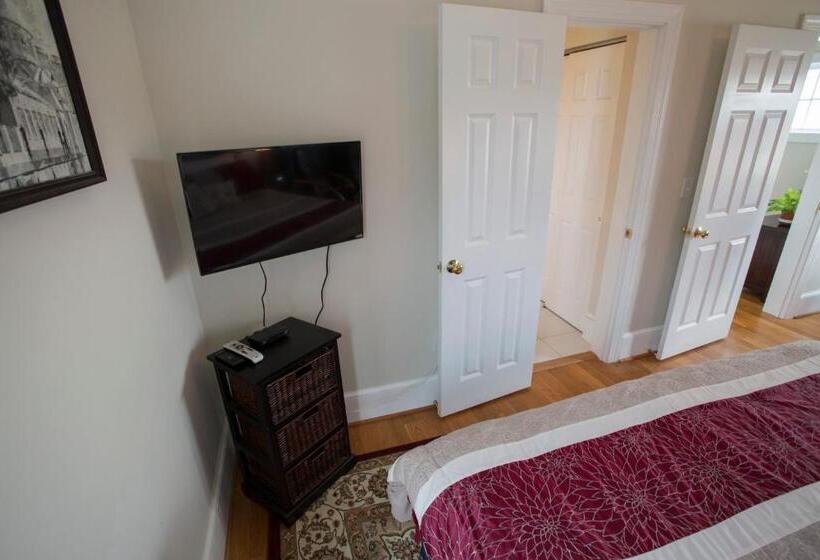 غرفة قياسية سرير كينج, Loudoun Valley Manor B&b