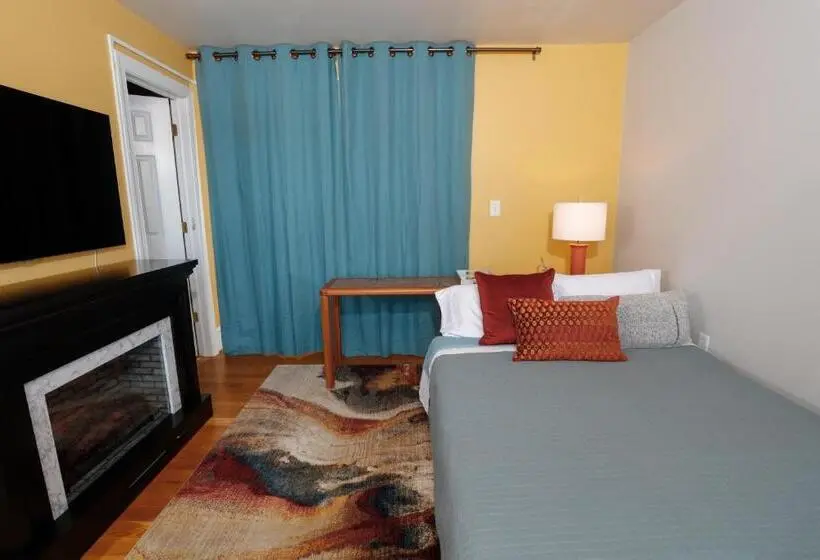 キングサイズベッドのデラックススイート, Loudoun Valley Manor B&b