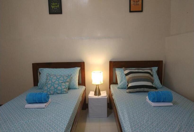 Chambre Deluxe, Nelmann's Nipa Huts