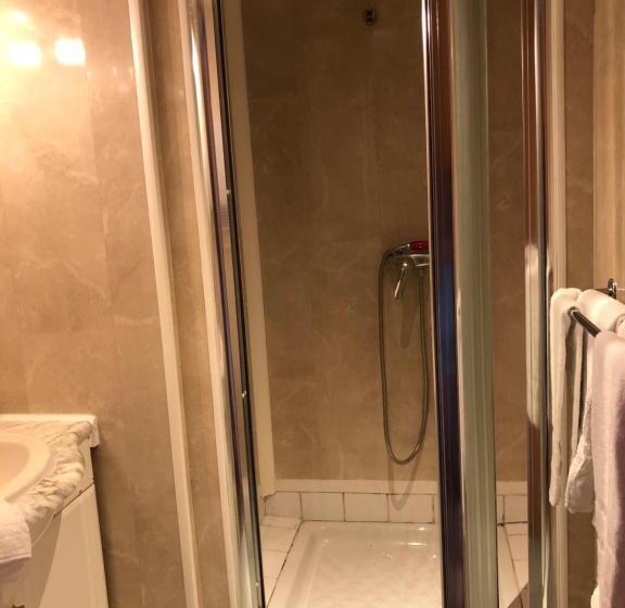 Четырехместный Номер Стандарт, Auberge Du Renard'eau