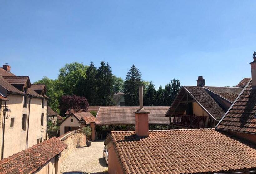 Четырехместный Номер Стандарт, Auberge Du Renard'eau