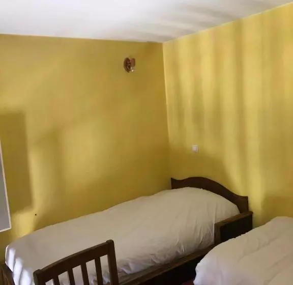 スタンダード4人部屋, Auberge Du Renard'eau