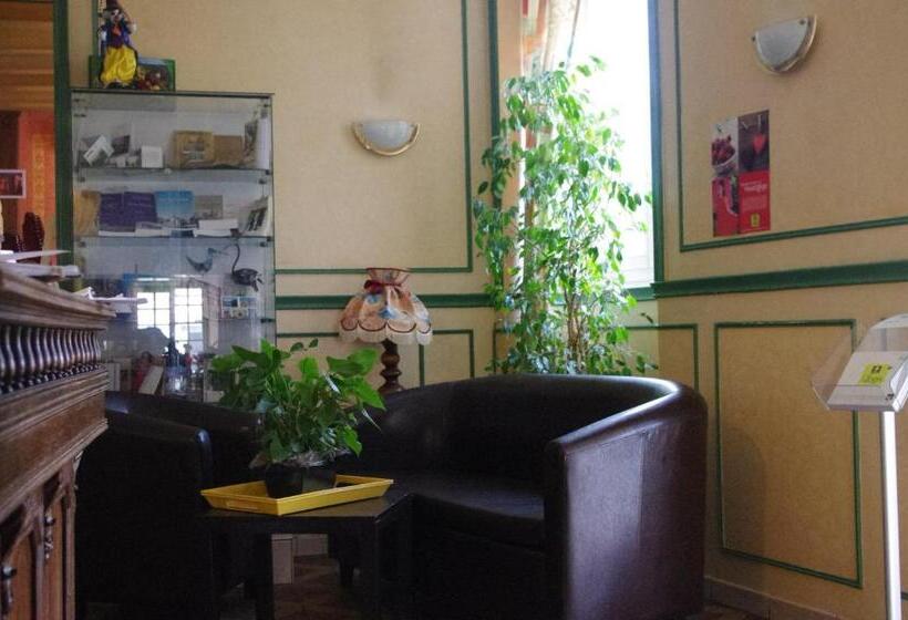 חדר סטנדרט לשלושה, Chez Chaumat