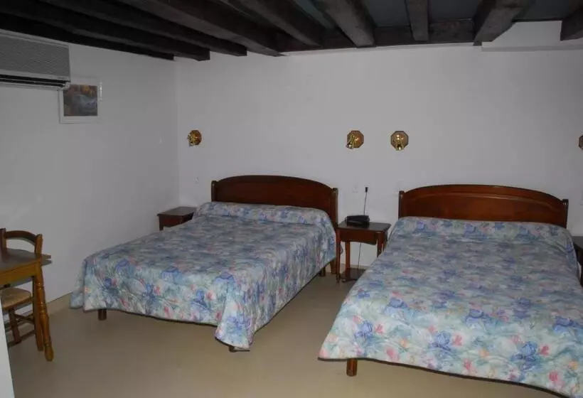 Chambre Triple Standard, Chez Chaumat