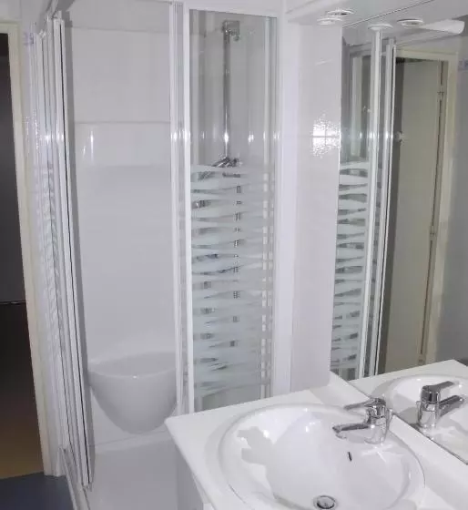 Chambre Triple Standard, Chez Chaumat
