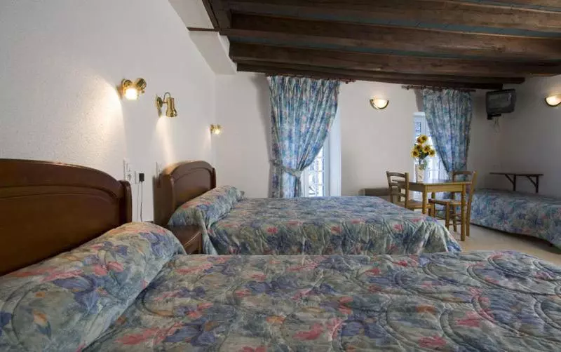 Chambre Familiale, Chez Chaumat