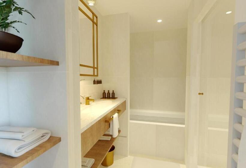 Четырехместный Номер Deluxe, Grand Hôtel Du Parc   Teritoria
