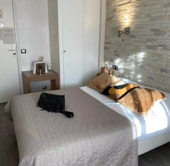 エコノミールーム, La Glycine Hotel Et Spa