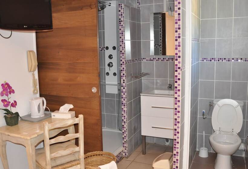 חדר קומפורט, Hôtel Les Mimosas