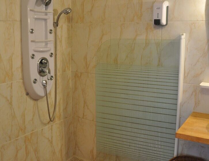 חדר סטודיו סטנדרד, Hôtel Les Mimosas