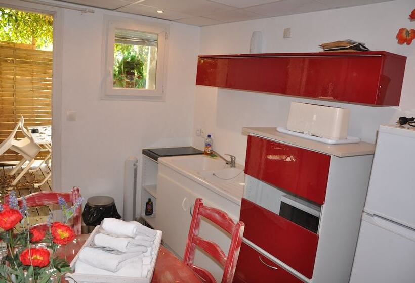 דירת חדר, Hôtel Les Mimosas