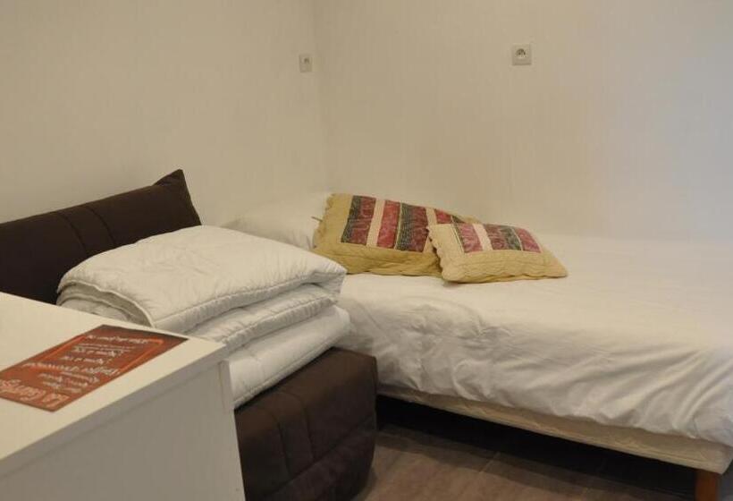 דירת חדר, Hôtel Les Mimosas