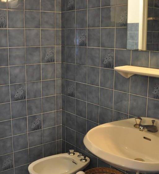 חדר יחיד קלאסי, Hôtel Les Mimosas