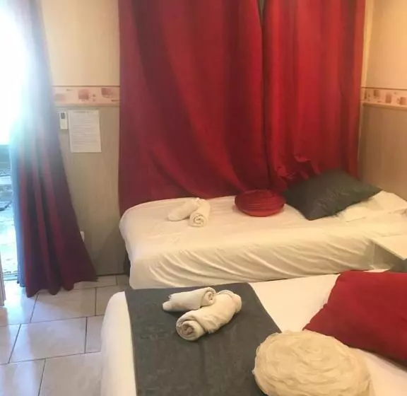 ベーシックトリプルルーム, Hôtel Les Mimosas