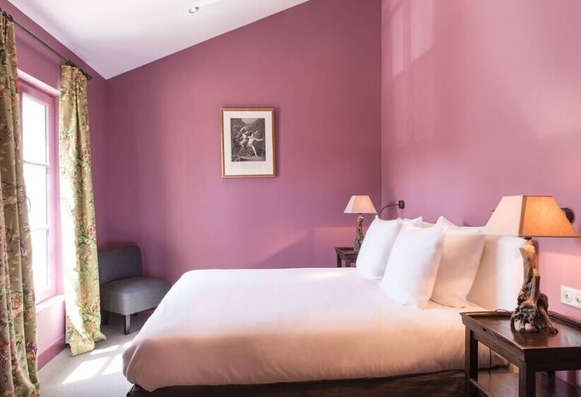 コンフォートルーム, Hostellerie De L écu De Bretagne