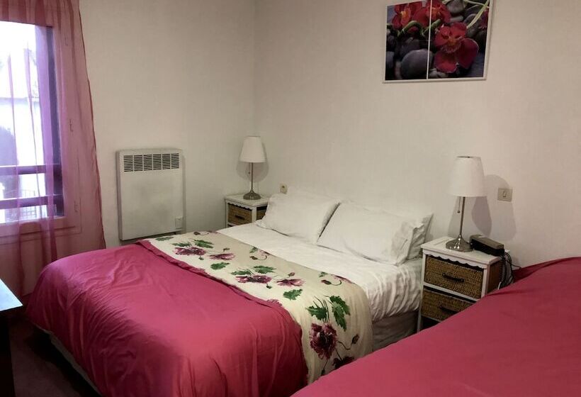 标准三人间, La Braisière