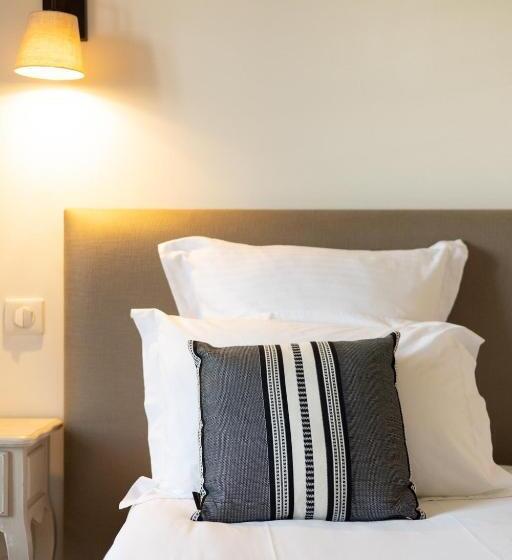 Номер Стандарт, Hôtel Restaurant & Spa La Maison Oppoca