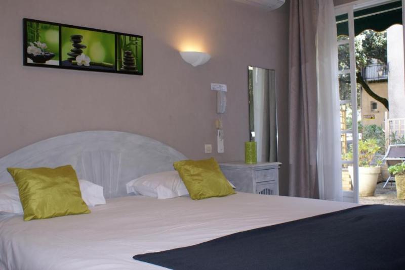 غرفة قياسية, Le Petit Manoir Logis