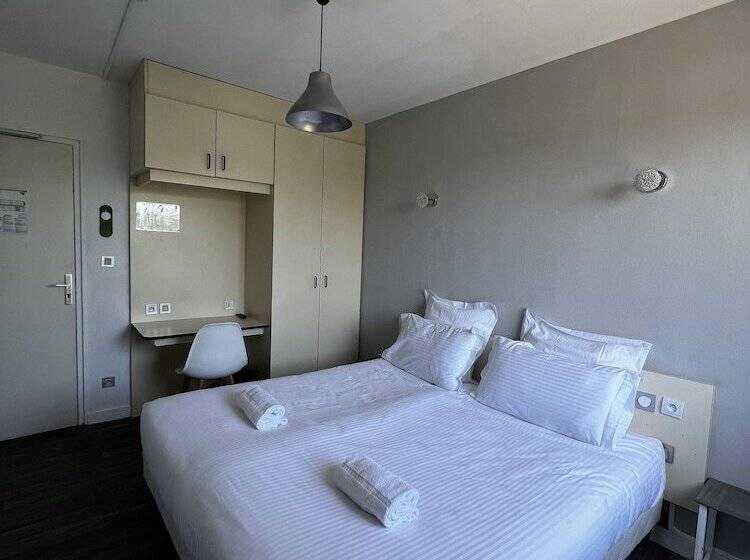 غرفة سوبيريور, Les Montois