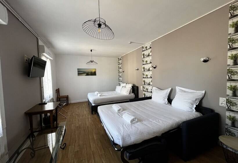 غرفة عائلية, Les Montois