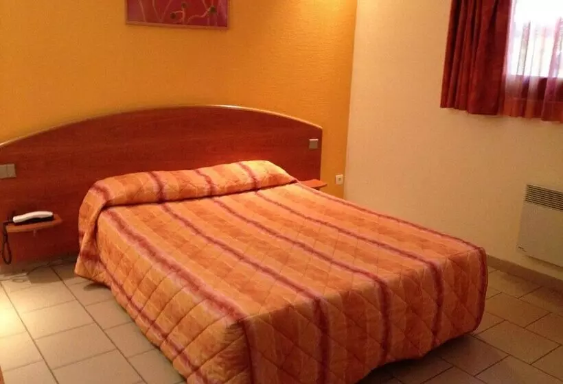 スタンダードルーム, Logis Hôtel Les Paturelles