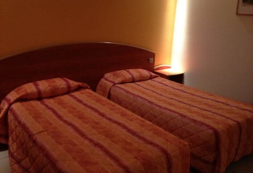 غرفة قياسية, Logis Hôtel   Les Paturelles