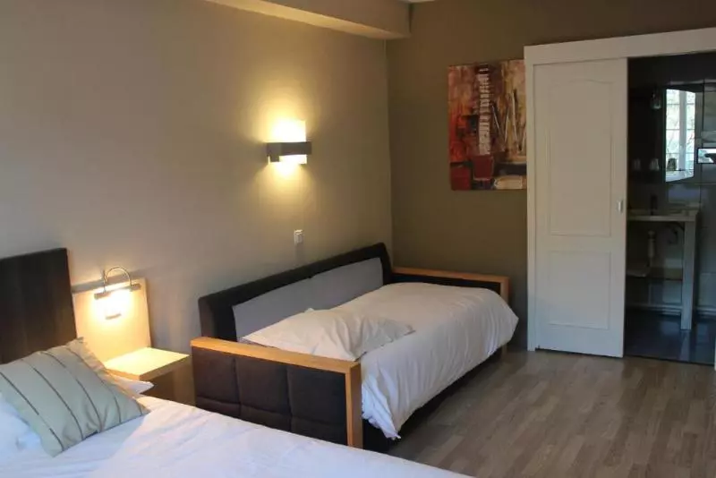 スタンダードトリプルルーム, Logis Hôtel Les Cimes