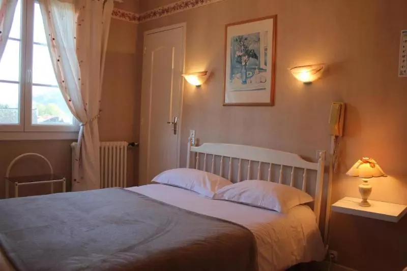 スタンダードシングルルーム, Logis Hôtel Les Cimes