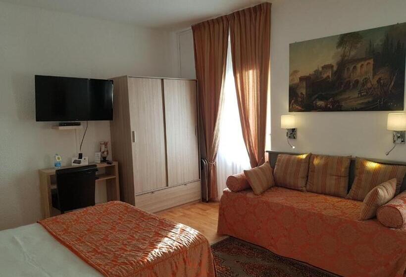 베이직 3인 룸, Logis Hôtel Restaurant La Tête Des Faux