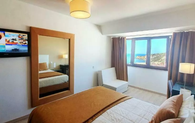 اتاق استاندارد با چشم‌انداز دریا, Miramar Hotel Spa & Apartments