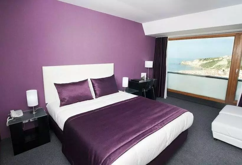 اتاق استاندارد با چشم‌انداز دریا, Miramar Hotel Spa & Apartments