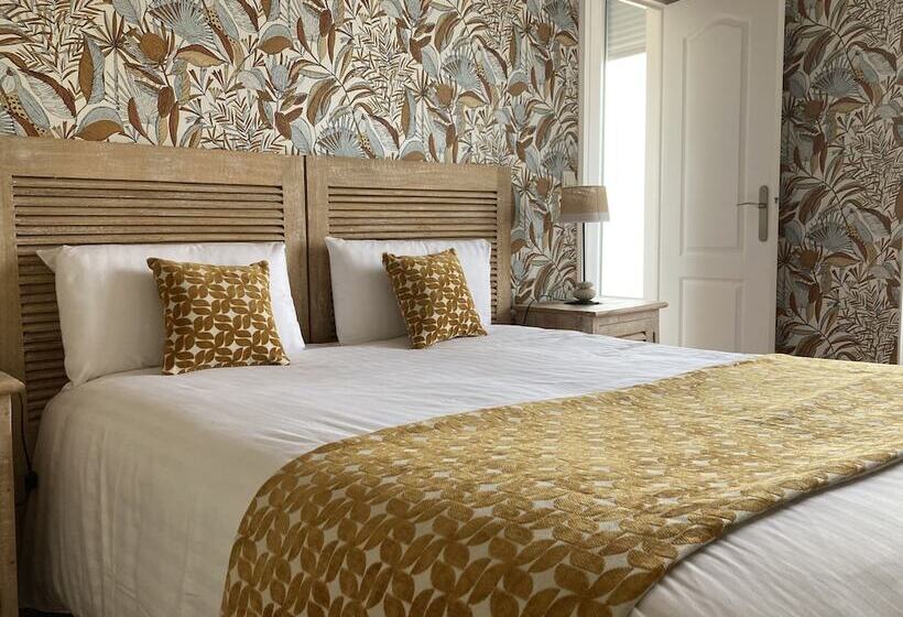 デラックスルーム, Mona Lisa