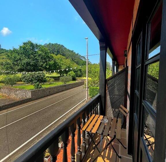 اتاق اکونومی, Puerto Calderon