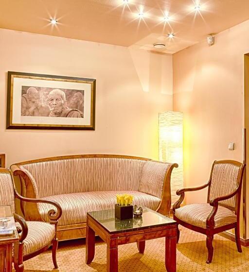 סוויטה, Restaurant Le Strasbourg