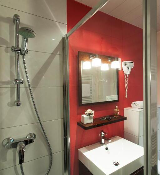 חדר סטנדרט, Restaurant Les Capucins