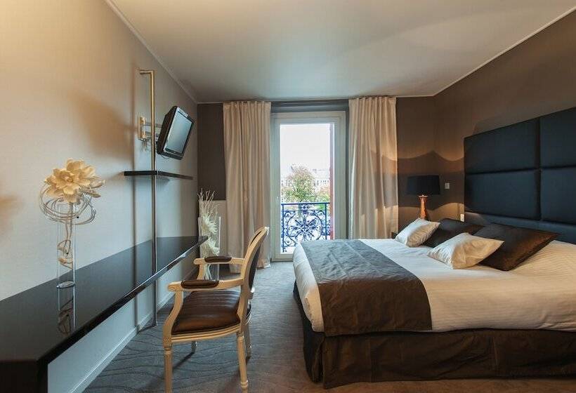 חדר סטנדרט, Restaurant Les Capucins