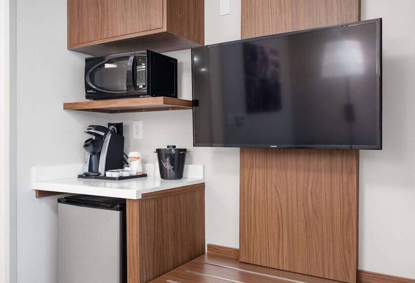 سوییت, Sleep Inn & Suites Tempe Asu Campus