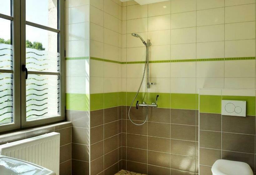 身障者適用スタンダードルーム, Hôtel Auberge De La Bonde Logis