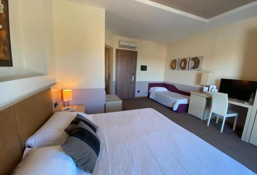 디럭스 4인 룸, Domus Park Hotel & Spa