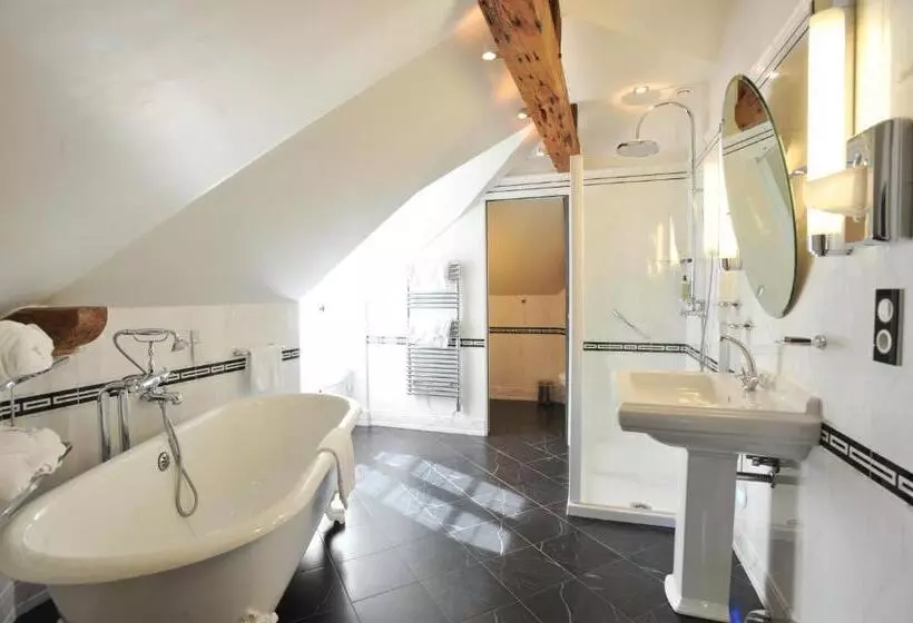 プレステージスイート, Dormy House