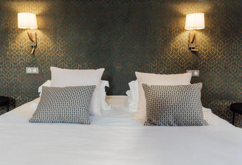 סוויטה יוקרתית, Dormy House